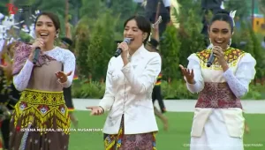 lagu puspa warni