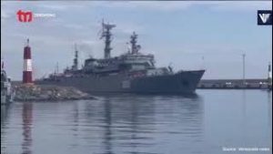 Kapal Latihan AL Rusia Smolny Tiba di Venezuela di Tengah Isu Kudeta dari AS