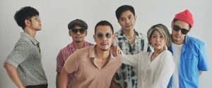 tur MALIQ & D'Essentials