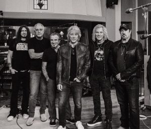 Aksi Heroik Penyanyi Rock Legendaris Jon Bon Jovi