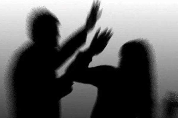 Oknum ASN Tendang Siswa di Papua Saat Lakukan Dremo MBG