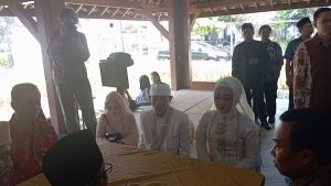Pemkot Bandung Gelar Nikah Masal
