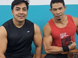 Ustaz Riza Angkat Beban