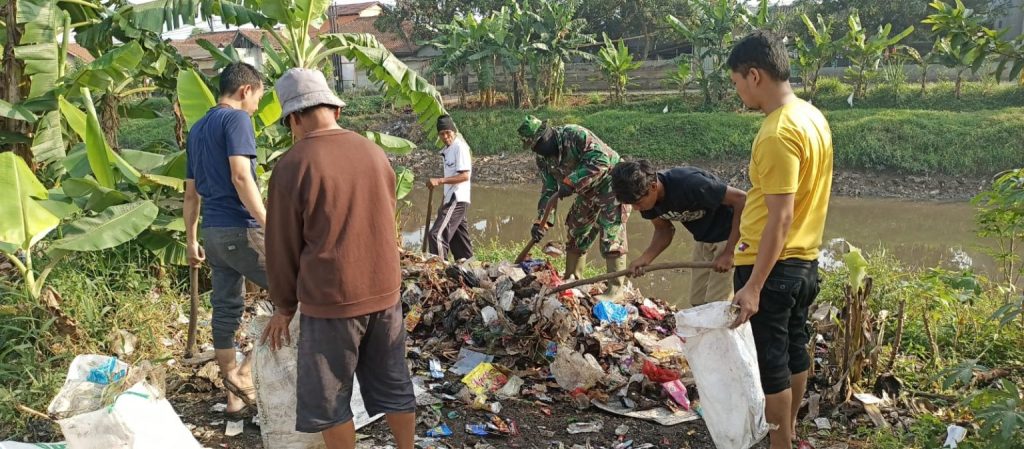 Pemkot Bandung Ingatkan Masyarakat Tidak Buang Sampah Sembarangan