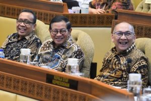 jokowi lantik gus ipul-1