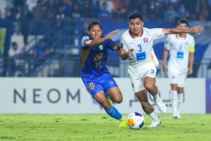 Adam Alis Usai Dicap Bobotoh Sebagai Pemain Yang Kocak