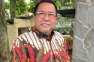 rano karno mundur DPR