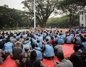 Pengangkutan dan Pemilahan Sampah