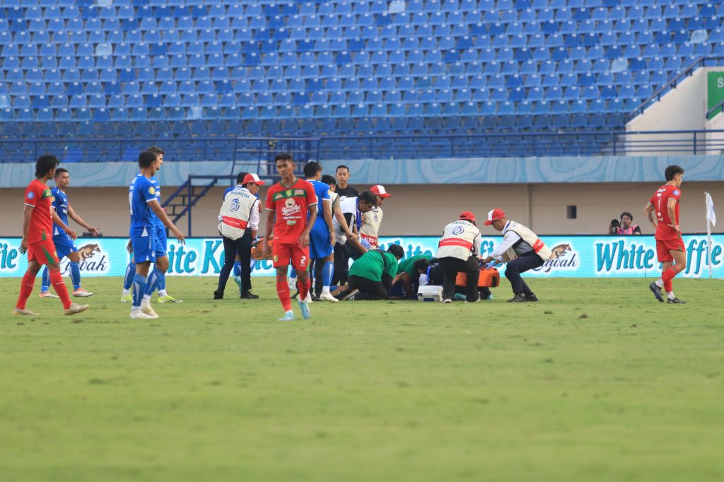 Tyronne del Pino Kolaps di Pertandingan