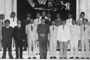KABINET GEMUK