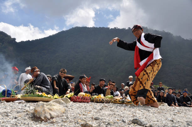 Kesenian Tarawangsa