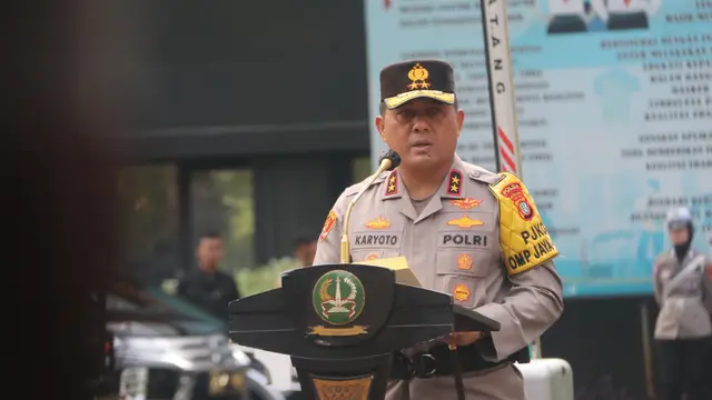 debat perdana pilkada jakarta 2024-1