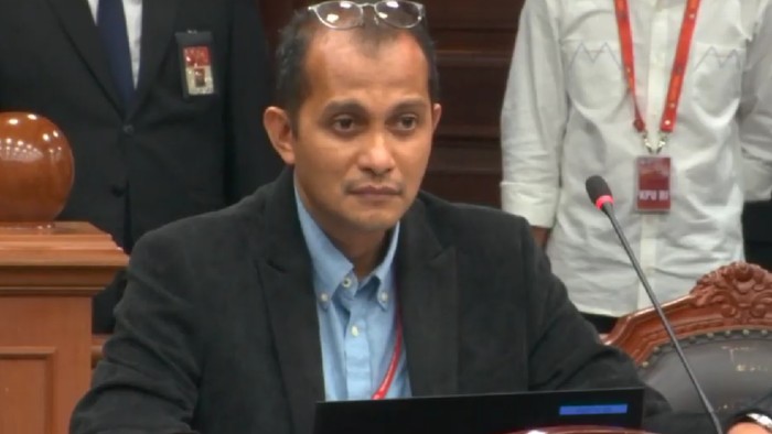 eddy hiariej jadi wamen hukum