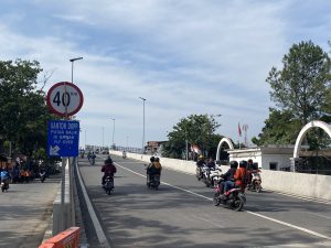 Fly Over Ciroyom Resmi Dibuka