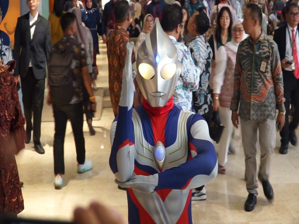 jamaludin malik cosplay ultraman