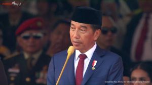 Popularitas Jokowi Jika PDIP Merangkul Prabowo