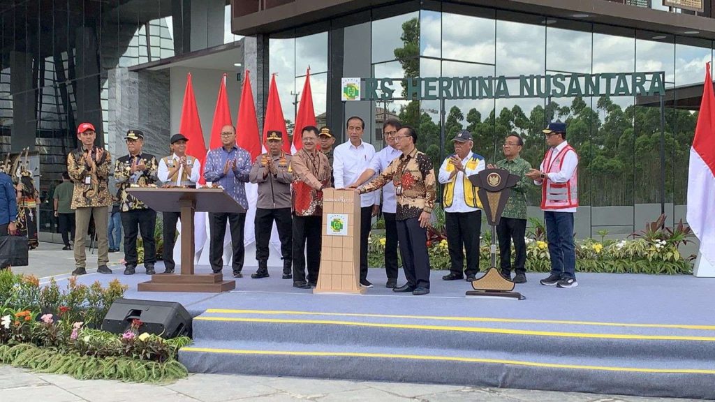 jokowi resmikan rs hermina ikn