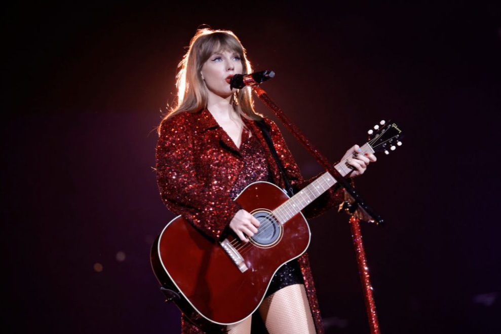 Taylor Swift musisi terkaya sedunia