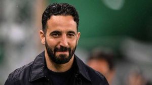 Manchester United Umumkan Nama Pelatih Baru