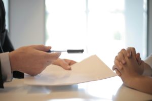Kontrak Perjanjian Bahasa Asing