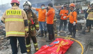 Kebakaran Simpang Matraman Jakpus