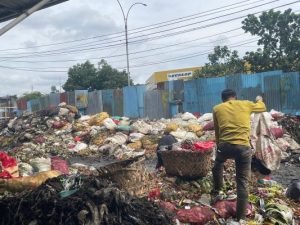 Sampah Pasar Caringin Kota Bandung - hari sampah nasional