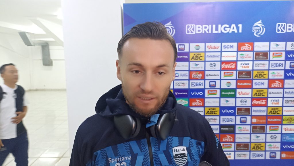 Marc Klok Target Persib Versus Persis