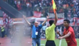 Bojan Hodak Akui Keberadaan Bobotoh Jadikan Semangat Persib Naik Berlipat Ganda