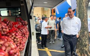 Pemerintah Mulai Operasi Pasar Murah