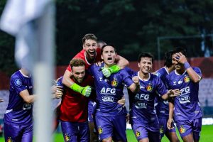 Persik Tanpa Ezra Walian dan Ramiro Fergonzi