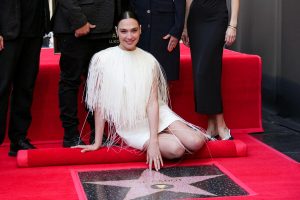 Gal Gadot Tuai Kritik Mantan IDF