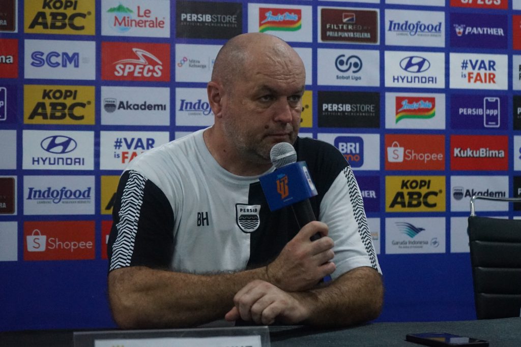 Bojan Hodak Soroti Kekurangan Persib Usai Dikalahkan Malut United