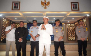 Dedi tolak parsel lebaran