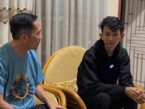 Motor dan paket kurir dicuri