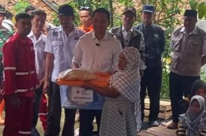 PMI Cianjur pergerakan tanah cikalongkulon