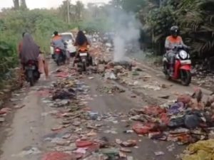 Lahan menjadi tempat sampah