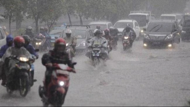 cara cek prakiraan cuaca