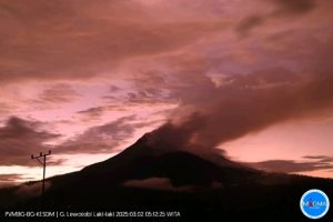 Gunung Lewotobi Laki-laki Kembali Meletus