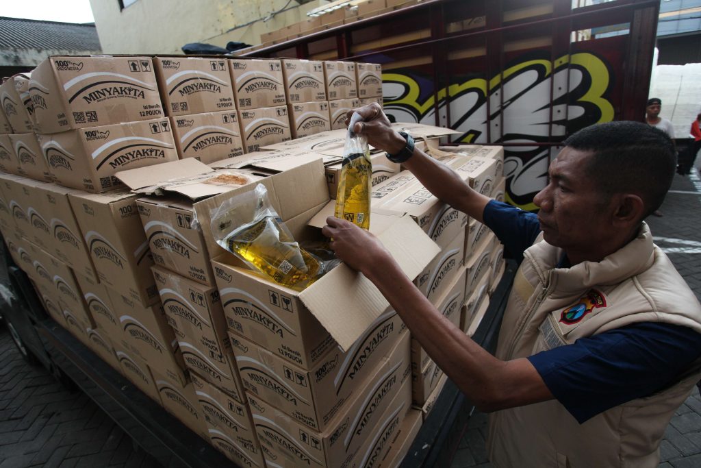 Mendag Segel dan Cabut Izin Produsen MinyaKita di Karawang