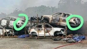 mobil chery kebakaran