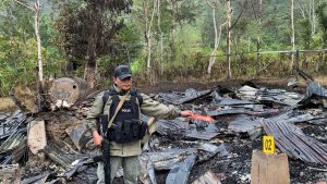 pembunuhan guru oleh OPM-3