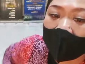 Polisi minta uang