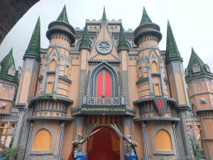 Area Castle di Nicole's River Park, Puncak.