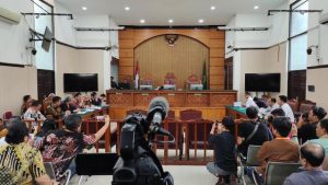 Praperadilan hasto