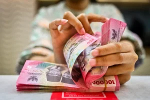 Sri Mulyani Gelontorkan Rp 49 Triliun untuk Bayar THR PNS