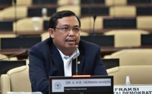 Viral Amplop Coklat Saat Rapat Kerja DPR RI