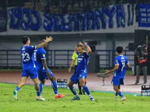 Polresta Bandung Gelar Nonton Bareng Persib Vs Barito Putra