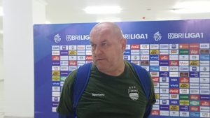 Persib Kembali Gelar Latihan Perdana Pasca Lebaran, Bojan Hodak Sebut Pemainnya Belum Lengkap