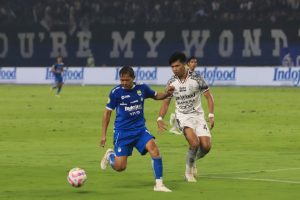 Tensi Pertandingan Kontra Bali United Sangat Mendidih, Bojan Hodak Sebut Persib Bisa Kuasai Atmosfer