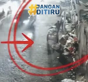 Satpol PP Kota Bandung Telusuri Warga yang Buang Sampah di Cicadas